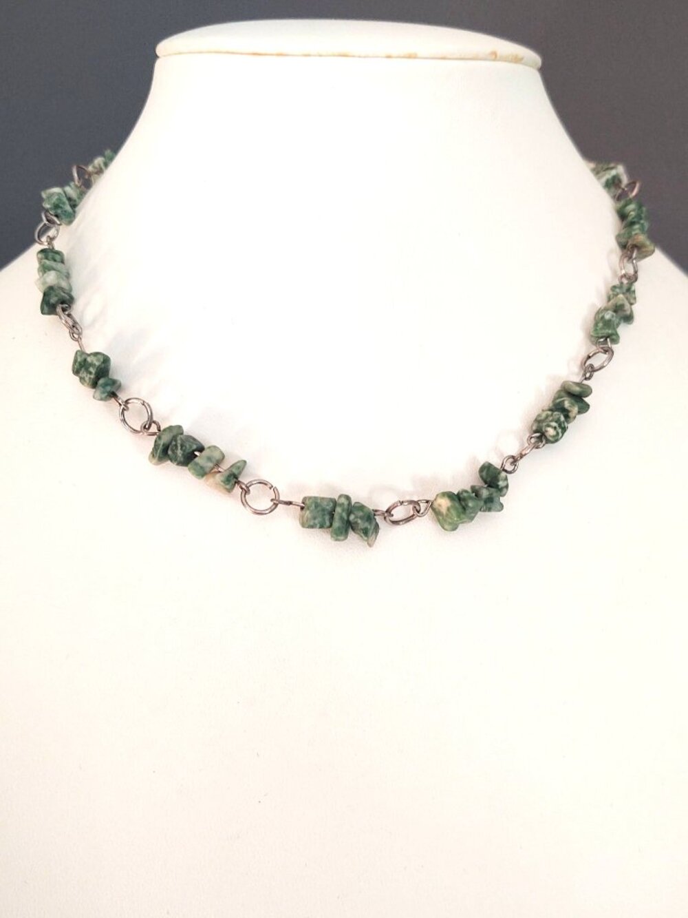Small green and white stone beaded necklace